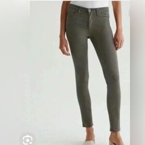 AG Jeans Prima Ankle Cigarette Jean in a blue-grey. NWT. SZ 29